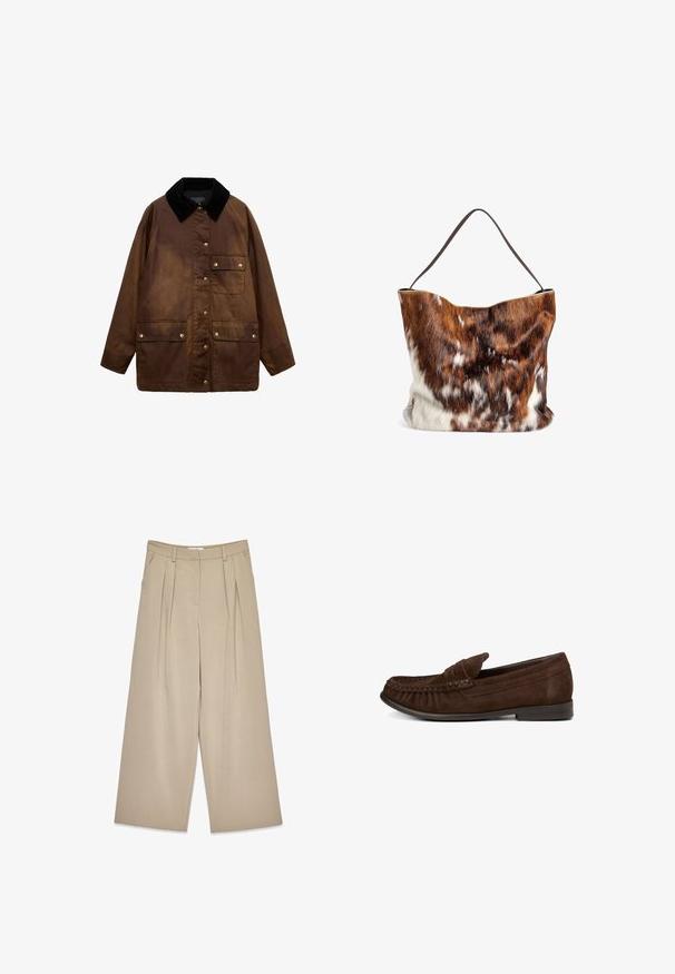 Brązowa woskowana kurtka bawełniana z czarnym kołnierzem z sztruksu, przednie zapięcia na napy oraz trzy kieszenie z klapką z zapięciem na napy.; Biały sweter dzianinowy z wysokim kołnierzem, ribbową teksturą i bufiastymi rękawami. Skrócona długość z dopasowanymi mankietami. Prosty, jednolity kolor.; Beżowe spodnie o szerokich nogawkach z fałdami z przodu, kieszeniami bocznymi, szlufkami na pasek oraz ukrytym zapięciem z przodu.; Brązowe zamszowe loafersy z okrągłym noskiem, detalami przeszycia wzdłuż krawędzi oraz niskim czarnym gumowym obcasem, z dekoracyjnym paskiem.; Brązowa i biała torebka futrzana o miękkiej fakturze, z otwartą górą i pojedynczym ciemnobrązowym paskiem. Projekt jest lekko falisty na górze.