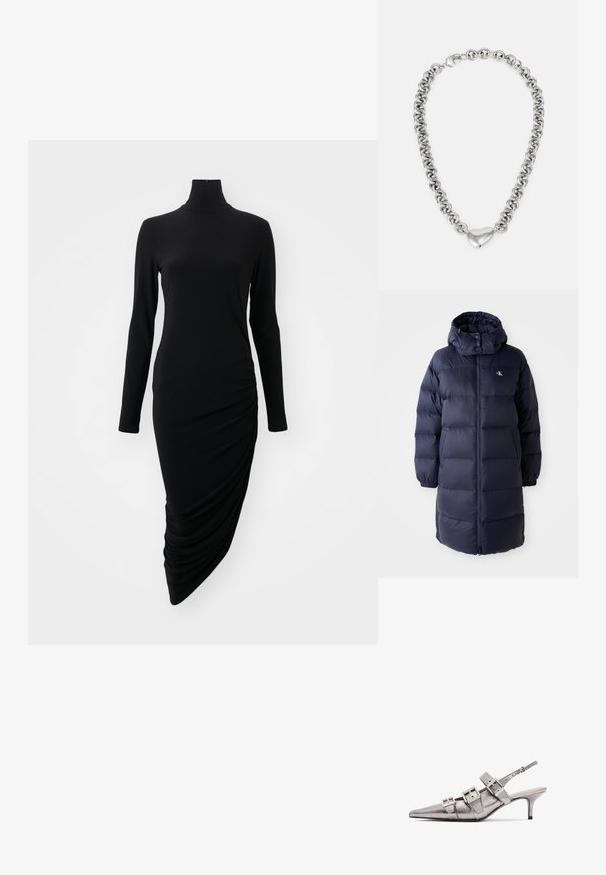 Tengerészkék pehelykabát magas gallérral, hosszú ujjal és elöl cipzárral. Párnázott részekkel és logóval a mellkason. Sima textúra.; Fekete, hosszú ujjú ruha magas nyakkivágással, melynek egyik oldalán redős dizájn található, sima, rugalmas anyagból készült.; Fémes ezüst szandál magassarkú, hegyes orral, három széles pánttal és négyzet alakú fém csatokkal. Fényes textúra és vékony sarkú.; Ezüst lánc nyaklánc, amely összekapcsolt kerek szemekből áll, a középen egy polírozott szív alakú díszítéssel. A zár biztosítva van.