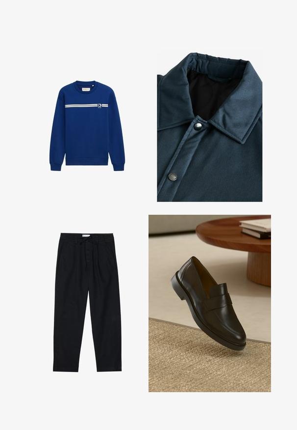 Texturerad mörkblå kappa med krage och knappstängning. Slät foder synligt, med ett subtilt mönster på tyget.; TOM TAILOR DENIM MIT LOGOPRINT - Sweatshirt - space cadet blue; Pier One Chinos - black; Svart läderloafer med en slät yta, rund tå och ett dekorativt band över ovansidan. Låg gummihäl, placerad mot en strukturerad yta.