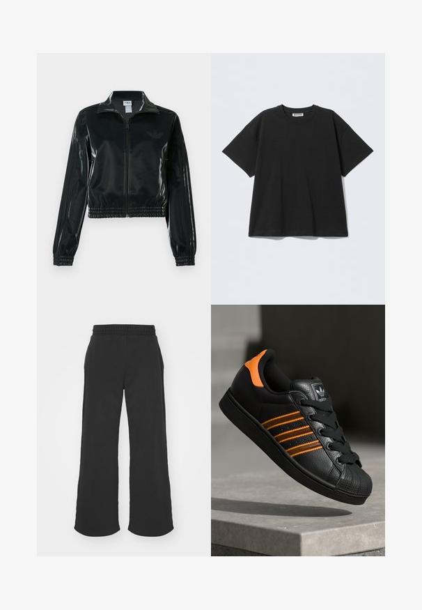 Svart glansig kort jacka med dragkedja framtill, hög krage och elastisk nederkant. Har tre ränder på ärmarna och en liten logga på bröstet.; Svart oversize t-shirt av bomull med rund halsringning och korta ärmar. Enkel design utan mönster eller detaljer.; Svarta vida sweatpants med resårmidja. Mjukt material, rak modell, inga synliga fickor eller mönster, slät textur.; Svart sneakers med orange detaljer, tre horisontella ränder, texturerad läderöverdel, gummitåhuvud och svarta snören.