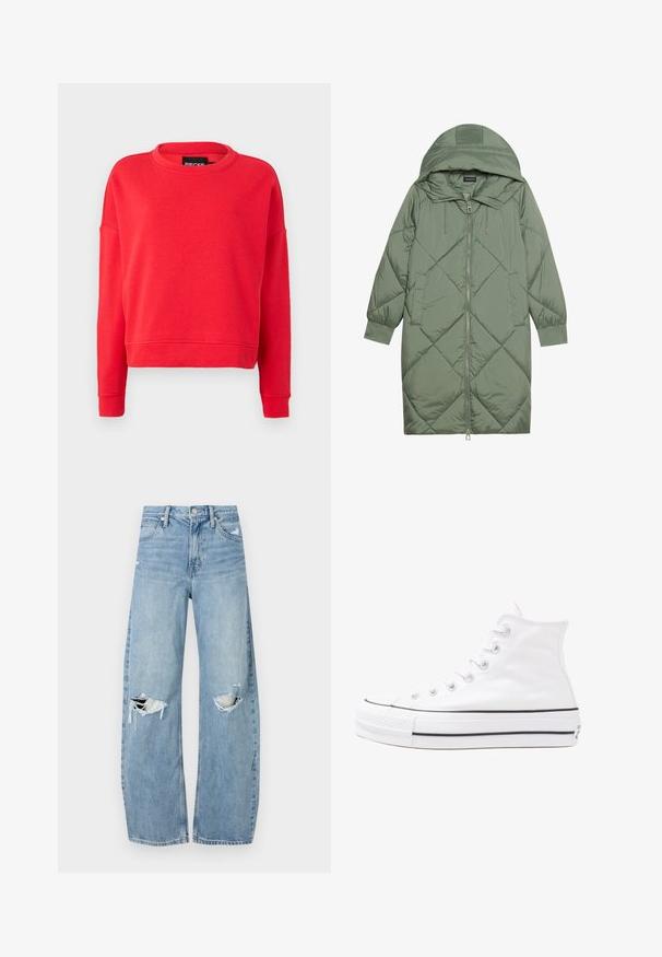 Vadderad lång grön pufferjacka med huva, med en framsidan dragkedjestängning och två sidofickor. Strukturerad diamantmönster över hela plagget.; Röd sweatshirt med rund halsringning, långa ärmar och en croppad design. Tillverkad av mjukt material med en slät textur. Klassisk enkelhet.; Ljusblå, högmidjade jeans i denim. Har vida ben, två slitna knäområden och klassisk femfickedesign.; Vit hög topp canvas sneaker med svart gummisulan, framsidan gummitåhätta och sex öglor för snören, med en ren, minimalistisk design.