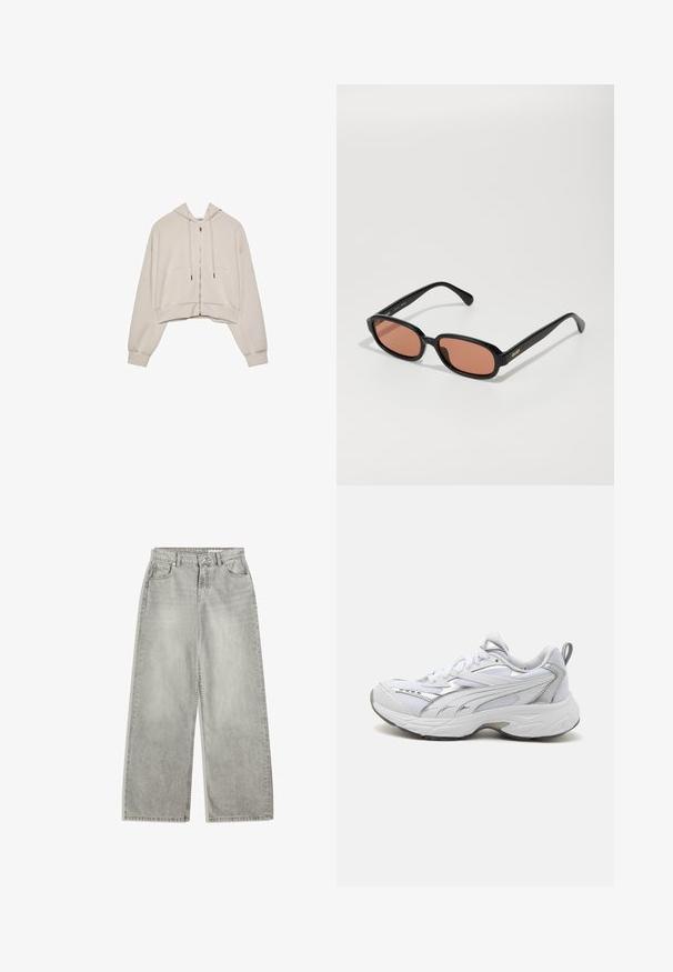 Bruine leren trenchcoat met geknoopte revers, dubbelzijdige knopen, een strikriem in de taille en zijzakken. Gladde textuur en knielang ontwerp.; Beige cropped hoodie met een ritssluiting aan de voorkant, met trekkoorden en twee grote voorzakken. Heeft lange, ontspannen mouwen en geribde manchetten.; Witte lange mouw top van zachte, gladde stof. Heeft een ronde hals en een slim fit met minimale stikdetails.; Lichtgrijze wijde jeans met een hoge taille, vijf zakken, ritssluiting en subtiele vervaging. Gemaakt van denim met een gladde textuur.; Puma Sneakers laag - white/silver; Zwarte rechthoekige zonnebril met getinte rozenkleurige lenzen. Glad plastic montuur met een gepolijste afwerking en gouden "QUAY" branding aan de zijkant.; Zwarte leren handtas met een rechthoekige vorm, gladde textuur, twee handgrepen, ritssluiting en een klein logo aan de voorkant.
