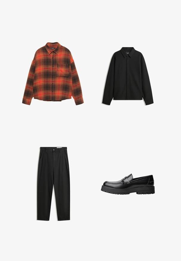 Giacca nera a maniche lunghe con colletto a punta, patta frontale e una texture liscia. Vestibilità rilassata con spalle scese.; Camicia a maniche lunghe con bottoni, con motivo a quadri arancione, rosso e marrone e una tasca sul petto, presentata su uno sfondo bianco.; Pantaloni in cotone neri con una vestibilità rilassata, dotati di una vita classica, pieghe frontali e tasche laterali. Tessuto liscio senza fantasie.; Mocassino in pelle nera con suola spessa e tassellata e fascia decorativa sulla parte superiore, mostrato in profilo sinistro su sfondo bianco.
