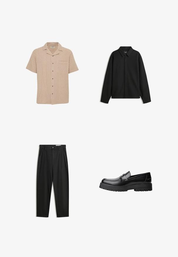 Schwarze Langarmhemdjacke mit spitzem Kragen, Frontblende und glatter Textur. Lässiger Schnitt mit abgesenkten Schultern.; Kurzärmliges Hemd mit Knopfleiste in Braun- und Cremekaromuster, Brusttasche, weichem Stoff und offenem Kragen.; Schwarze Baumwollhose mit lockerem Schnitt, ausgestattet mit einem klassischen Bund, vorderen Falten und Seiten taschen. Glatte Textur ohne Muster.; Schwarzer Lederloafer mit grobem, rutschfestem Sohlenprofil und dekorativem Riemen über der Oberseite, seitlich links auf weißem Hintergrund abgebildet.