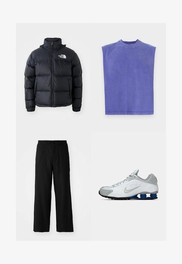 Črna puffy jakna z zadrgo, blazinastimi sekcijami, visokim ovratnikom in logotipom The North Face na zgornji levi strani. Gladka tekstura, brez vidnih vzorcev.; Lila brezrokavna majica iz mehke bombažne tkanine. Ima okroglo ovratnico in sproščen kroj, z rahlo zbledelim videzom in čistim robom.; Črne široke hlače iz lahkega materiala, s elastičnim pasom in vezalko, brez vidnih žepov ali vzorcev.; Bele in sivi tekaški čevelj Nike z srebrnim logotipom swoosh, modrimi vzmetnimi podplati in črnimi podplati na enobarvnem ozadju.