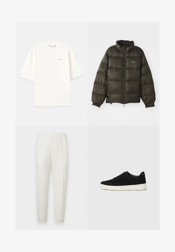 Tamnozeleni puf jakna s visokim ovratnikom, zatvaranjem na zip, elastičnim manžetama i bočnim džepovima. Ima prešanu teksturu i minimalno brendiranje.; Bijela kratka majica s kratkim rukavima od pamuka. Ima okrugli izrez i mali crni "Holzweiler" logo s lijeve strane.; Bijele uske hlače ravnog kroja s elastičnim pojasom, s dvije džepa sa strane i glatkom, lagano sjajnom teksturom.; Crne nubuk tenisice s vezanjem i kontrastnom bijelom gumenom potplatom. Imaju teksturirane bočne panele i suptilno brendiranje na peti.