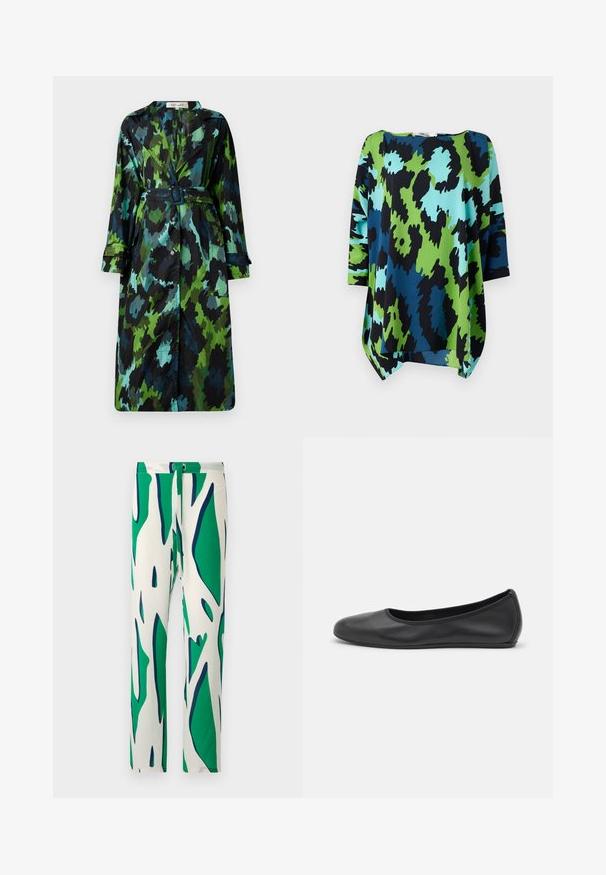 Dlouhý, lehký trenčkot s zeleno-černým maskáčovým vzorem, páskem v oblasti pasu, zapínáním na knoflíky a volným střihem s velkými kapsami.; Volnější blůza s odvážným abstraktním potiskem v modré, zelené a černé barvě. Vyrobena z hladké tkaniny, má zaoblený výstřih a tříčtvrteční rukávy.; Bílé kalhoty s výrazným abstraktním vzorem v zelené a námořnické modré barvě. Navrženy s rovnými nohavicemi a zajištěny knoflíkovým zapínáním.; Černé kožené baletní byty s kulatou špičkou, hladkou texturou, minimálními švy a flexibilním designem podrážky.