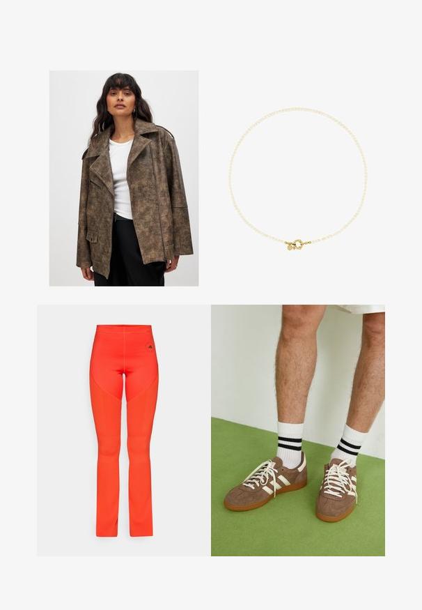 Brązowa kurtka z faux skórki z wyłamywanym kołnierzem, zamkiem błyskawicznym z przodu i kieszeniami bocznymi. Charakteryzuje się teksturowanym wykończeniem i luźnym krojem.; Biały prążkowany top na ramiączkach z czarnym haftowanym logo umieszczonym na środku klatki piersiowej. Dekolt i otwory na ramiona wykończone subtelnym obszywaniem.; Jasnopomarańczowe legginsy o dopasowanym kroju, z prążkowanymi akcentami po bokach i logo w pobliżu talii. Gładka faktura na całej powierzchni.; Brązowe zamszowe sneakersy z białymi akcentami i sznurówkami. Gumowa, brązowa podeszwa. Noszone z białymi skarpetkami w czarne paski. Zielona teksturowana podłoga.; Biała kolia z koralików z złotym zapięciem, składająca się z małych, nieregularnie ukształtowanych koralików oraz dekoracyjnego akcentu w pobliżu zapięcia.