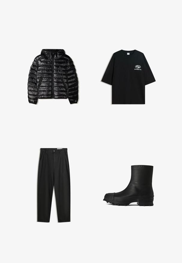 Giubbotto imbottito nero con cappuccio, con design trapuntato, chiusura con zip e due tasche laterali. Realizzato in un materiale liscio e lucido.; T-shirt nera oversize in cotone con scollatura rotonda e maniche corte, con un logo bianco "Shibuya" stampato sul fronte.; Pantaloni in cotone neri con una vestibilità rilassata, dotati di una vita classica, pieghe frontali e tasche laterali. Tessuto liscio senza fantasie.; CAMPERLAB TRAKTORI - Stivaletti - schwarz