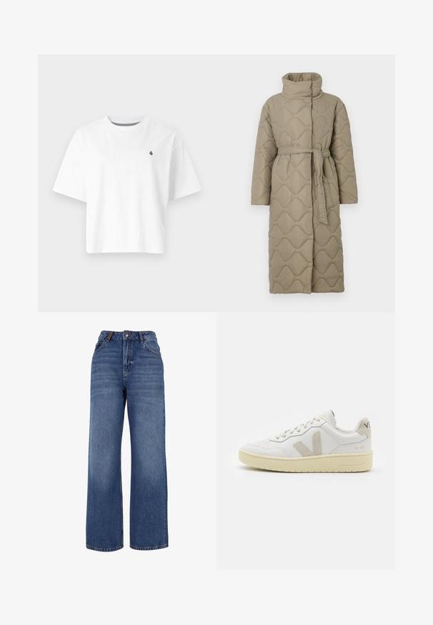 Dlouhý taupe prošívaný kabát s vysokým límcem a opaskem ze stejného materiálu svázaným v pase, se vzorem vlnkového šití po celém povrchu.; Bílá bavlněná tričko, zkrácený design, krátké rukávy, kulatý výstřih, s malým černým logem na levé hrudi.; Džínové kalhoty s širokými nohavicemi vyrobené z modré středně těžké bavlněné látky. Mají klasický design s pěti kapsami a zip s knoflíkovým zapínáním.; Bílé kožené tenisky s béžovými semišovými akcenty, perforovanou špičkou, plochými tkaničkami a strukturovanou krémovou podešví. Obsahují jemné logo na patě.
