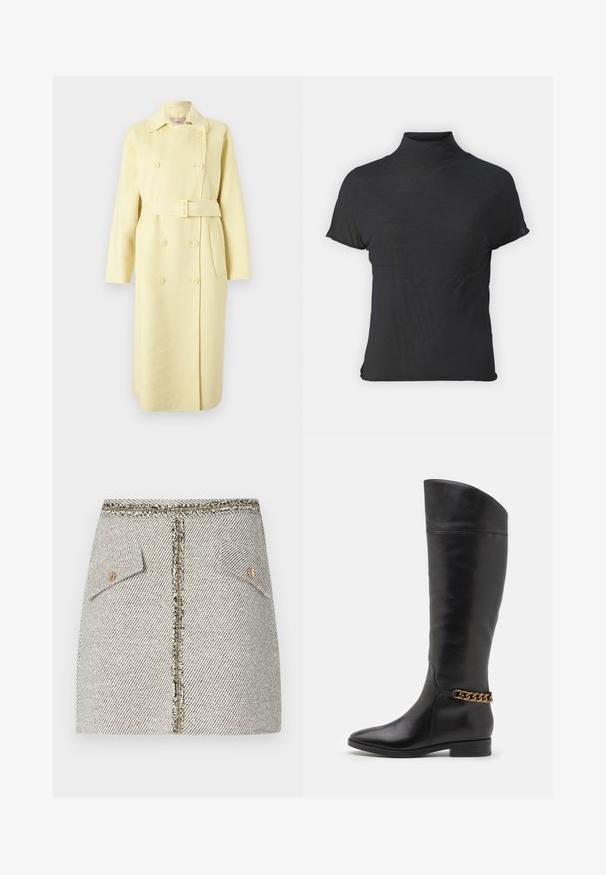 Doppelt-knöpfiger gelber Wollmantel mit Gürtel, langen Ärmeln, Kragen und Seitentaschen. Glatte Textur mit Knopfdetails.; Schwarzes, kurzärmliges Turtleneck-Oberteil aus leichtem Stoff mit glatter Textur und figurbetonter Passform, ausgestattet mit einem hohen Kragen.; Wolltweed-Rock im weißen und schwarzen Fischgrätenmuster, verfügt über zwei Fronttaschen und einen Reißverschluss in goldfarbener Optik auf der Rückseite mit fransigen Kanten.; Hohe schwarze Lederstiefel mit elegantem Design, spitzer Zehe und einem goldenen Kettenakzent am Knöchel. Tiefer Blockabsatz. Glatte Textur.