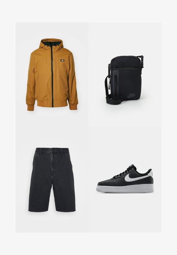 Dickies NEW SARPY JACKET - Lett jakke - brown duck; Hvit bomull t-skjorte med korte ermer, rund hals, med en liten gulllogo på venstre brystområde. Myk tekstur og vanlig passform.; Svarte denimshorts med rett snitt, med knappelukking og to sidelommer. Ufullstendig kant med subtile falmede detaljer.; Svart lær sneakers med teksturert overflate, hvit Nike swoosh, grå såle, rund tå og snøredesign. Har perforeringer på tåboksen.; Svart nylon crossover-veske med glidelåsrom, justerbar stropp og subtil logo-detalj på framsiden. Glatt tekstur og rektangulær form.