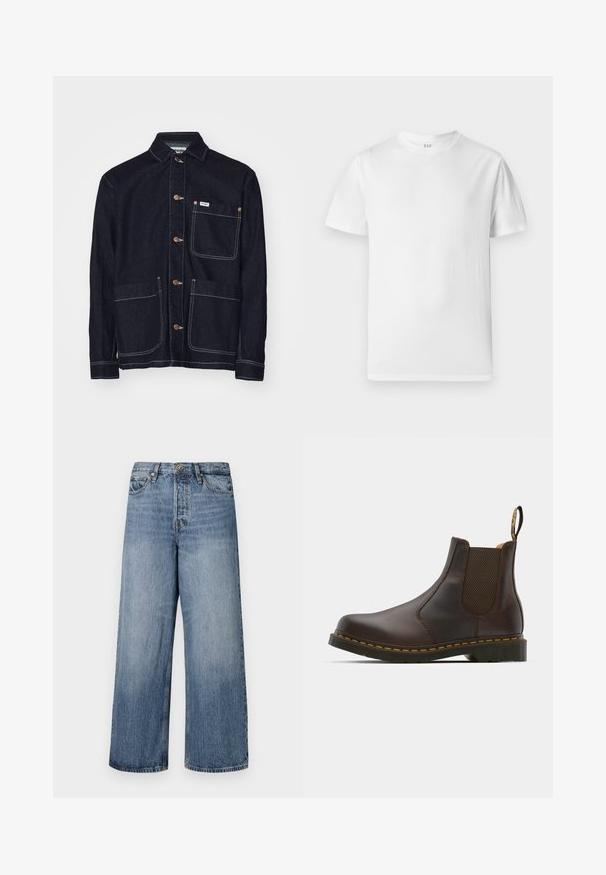 Wrangler KOBE CHORE JACKET - Spijkerjas - bad hoss; Witte T-shirt met korte mouwen van zacht katoen. Heeft een ronde halslijn en een rechte zoom met minimale details.; Wijde blauwe denim jeans met een vervaagde was, vijf zakken en een knoopsluiting. Voorzien van riemlussen en gestikte details.; Bruine leren Chelsea-boot met elastische zijpanelen, gestructureerde hak en contrasterende gele stiksels. Voorzien van een trekband voor gemakkelijk aan- en uittrekken.