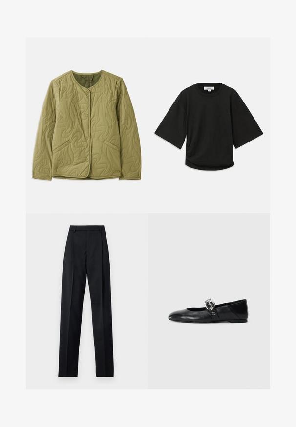 Gequilted olijfgroene jas met een ronde halslijn, voorkant met knopen, twee zijzakken en een golvend gestikt patroon. Zachte stoffen textuur.; Zwarte korte mouwen t-shirt van zachte katoen, met een ronde halslijn en een ontspannen pasvorm, voorzien van een subtiele geplooide detail aan de zijkant.; Zwarte broek gemaakt van gladde stof met een hoge taille, wijde benen, voorplooien en klassieke ceintuurlussen. Geen zijzakken zichtbaar.; Zwarte leren balletschoenen met een spitse neus, voorzien van een band met een ronde metalen gesp en een platte zool.