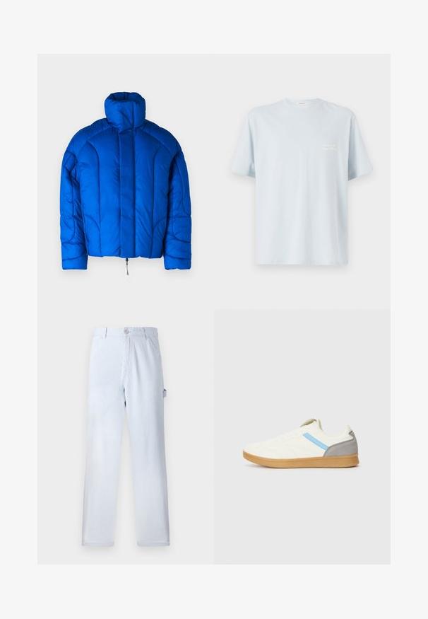 Jack & Jones JCOOUTER PUFFER JACKET - Veste d'hiver - lapis blue; T-shirt en coton bleu clair avec un col rond et des manches courtes. Présente un petit logo blanc sur la zone gauche de la poitrine. Texture lisse.; Pantalons rayés bleu clair en coton. Design à jambes droites, avec une fermeture à bouton à l'avant et des poches latérales. Texture douce.; Baskets avec une tige crème, une rayure latérale bleue et un accent de talon gris. Présente un design texturé et une semelle en caoutchouc naturel.