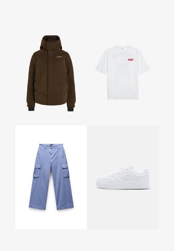 Braune gepolsterte Jacke mit hohem Kragen, seitlichen Reißverschluss-Taschen und Logo auf der Brust. Verfügt über elastische Manschetten für eine sichere Passform.; Weißes Baumwoll-T-Shirt mit kurzen Ärmeln, Rundhalsausschnitt und einem roten grafischen Text "LECKERER ERFRISCHENDER FRUCHT" auf der Vorderseite.; Hellblaue Cargo-Hosen aus einem glatten Stoff. Verfügt über doppelte Seitentaschen, einen entspannten Schnitt und ein gerades Bein-Design mit genähten Details.; Weiße Sneaker aus glattem Synthetikmaterial, mit runder Zehenpartie, flacher Sohle und dezenten Logoakzenten an den Seiten. Klassisches Low-Top-Design.