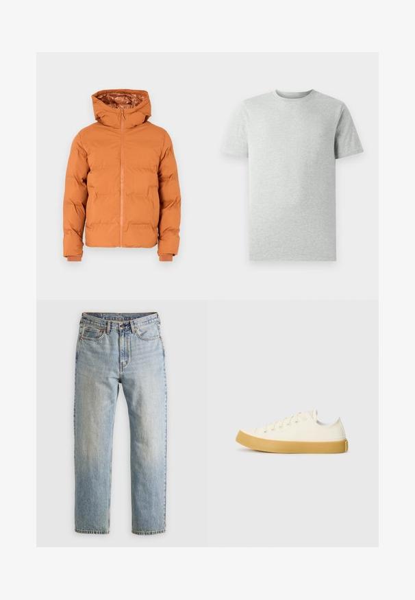 Pufferjack in een verbrande oranje kleur, met een capuchon, ritssluiting aan de voorkant en elastische manchetten. Glad exterieur en gestikte ontwerpen voor isolatie.; Effen lichtgrijze T-shirt met korte mouwen en ronde hals, weergegeven op een witte achtergrond, frontaanzicht zonder zichtbare logo's of ontwerpen.; Lichtblauwe denim jeans met hoge taille, frontknop, rits en vijfzakkenontwerp, plat gelegd op een neutrale achtergrond.; Canvas sneakers in off-white met een ronde neus, voorzien van beige rubberen zolen en vijf oogjes voor veters, met een gestructureerde afwerking op de bovenkant.