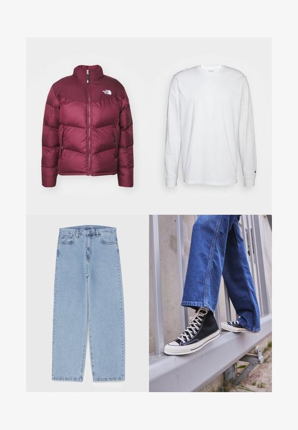 Maroon jakna s puhanim punjenjem, visoki ovratnik, prednji zatvarač i dva bočna džepa; sadrži ušivene panele i logo na gornjoj levoj strani.; Bijela dugopruga majica s dugim rukavima od pamuka. Dizajn s okruglim izrezom, rebrastim manžetama i malim logotipom na lijevom rukavu. Glatka tekstura.; Svijetloplave traperice s ravnim nogavicama, sa srednjim strukom, pet džepova i zatvaranjem na dugme i patentni zatvarač.; Crne visoke tenisice s bijelim potplatom i vezicama, u kombinaciji s širokim plavim trapericama, naslonjene na sivi ogradu.