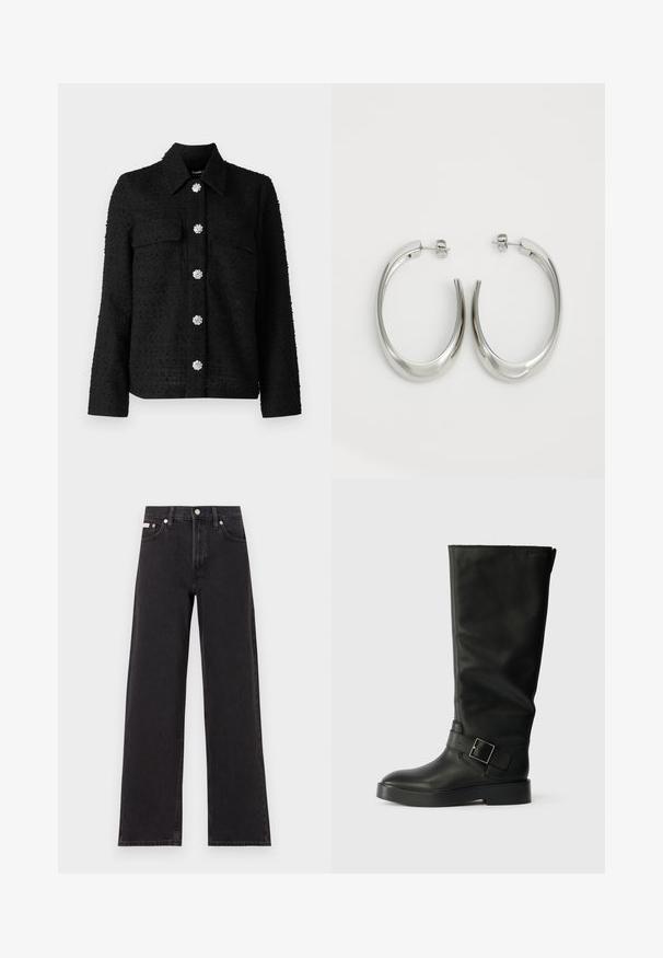 Crna teksturirana jakna s ovratnikom, dva prednja džepa i šest dekorativnih srebrnih dugmadi u obliku cvijeta niz središnji dio.; Crna pamučna majica s okruglim izrezom, kratkim rukavima i plavim izvezenim logom "Calvin Klein JEANS" na prednjoj strani.; Crne široke traperice od denima, s visokim strukom, pet džepova i metalnim zatvaranjem s kontrastnim šavovima.; Crne čizme do koljena napravljene od glatke kože, s okruglim vrhom, debelim đonom i horizontalnom trakom s detaljem u obliku pravokutne kopče.; Srebrne kružne naušnice s glatkim, zakrivljenim dizajnom. Imaju sjajnu metalnu završnu obradu i kopču na tipku. Nema vidljivih uzoraka ili ukrasa.