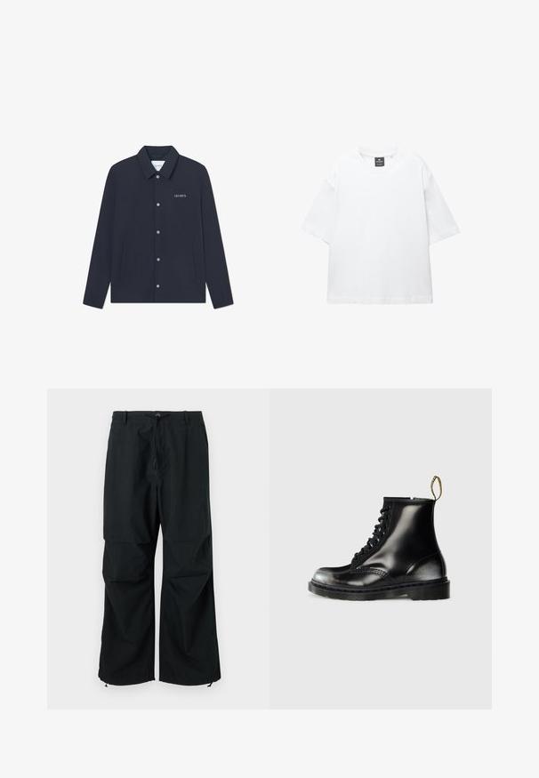 Tamno plavi sako izrađen od glatke tkanine; ima šiljasti ovratnik, dugmad na pritisak i dva bočna džepa; logotip vezan na lijevoj strani grudnog koša.; Bijela majica kratkih rukava od pamuka, s okruglim izrezom i opuštenim krojem sa ravnim rubom. Bez uzoraka ili ukrasa.; Crne hlače širokih nogavica s remenom za podešavanje u struku i elastičnim rubovima. Izrađene od lagane, teksturirane tkanine. Jednostavan dizajn.; Crne kožne gležnjače s sjajnom završnom obradom, osam rupa za vezanje, crne vezice i petlja za lakše obuvanje. Imaju teksturiranu potplate s uzorkom.