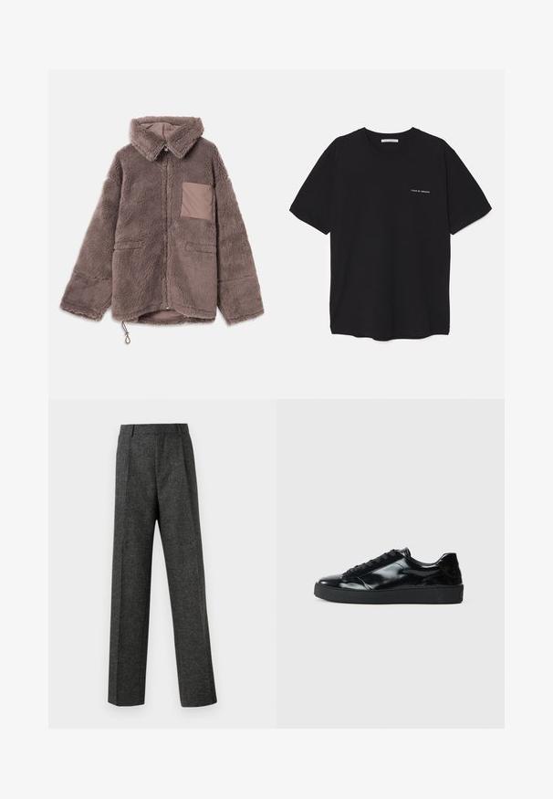 Brązowa, puszysta kurtka z polaru z kołnierzykiem, zamkiem błyskawicznym, dwoma przednimi kieszeniami i kontrastowym detalem kieszeni w odcieniu beżowym.; Czarny bawełniany T-shirt z okrągłym dekoltem, krótkimi rękawami i białym nadrukiem logo na lewej piersi. Prosty, jednolity kolor.; Szare spodnie o dopasowanym kroju wykonane z teksturowanej tkaniny, z dwoma fałdami z przodu i prostymi nogawkami. Brak widocznych kieszeni i zdobień.; Czarne lśniące skórzane trampki z okrągłym noskiem, sznurowanym zapięciem, teksturowaną gumową podeszwą i gładkim wykończeniem.