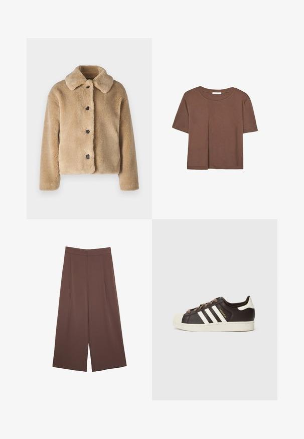 Faux pelsjakke i lys beige med krave, frontknaplukning med sorte knapper og lange ærmer. Blød tekstur med en luksuriøs finish.; Brun kortærmet t-shirt lavet af blødt stof, med rund halsudskæring og afslappet pasform. Ingen synlige mønstre eller detaljer.; Brune bredbunde bukser med en glat tekstur, der har høj talje og plisseringer foran. Stoffet er let og falder løst.; Low-top Adidas Superstar-sneaker i mørkebrunt læder med cremefarvet skal-tå, hvide striber og teksten "Superstar" på siden.
