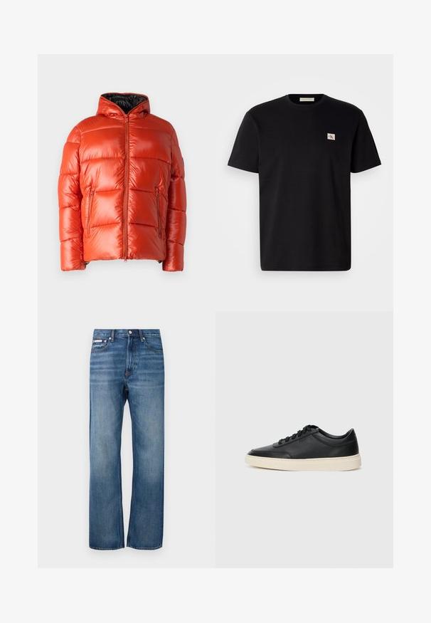 Rød dunjakke med en blank finish, lynlåslukning foran og sidelommer. Har hætte og quiltet design for varme og isolering.; Sort bomulds T-shirt med korte ærmer, rund halsudskæring og et lille broderet logo på venstre bryst. Glat tekstur, almindelig pasform.; Blå lige ben denim jeans med let bleget effekt, frontlukning med knap og et lille logo mærke på den højre forlommer.; Sort lavt top lædersneaker med sorte snørebånd og off-white sål vist i sideprofil på hvid baggrund.