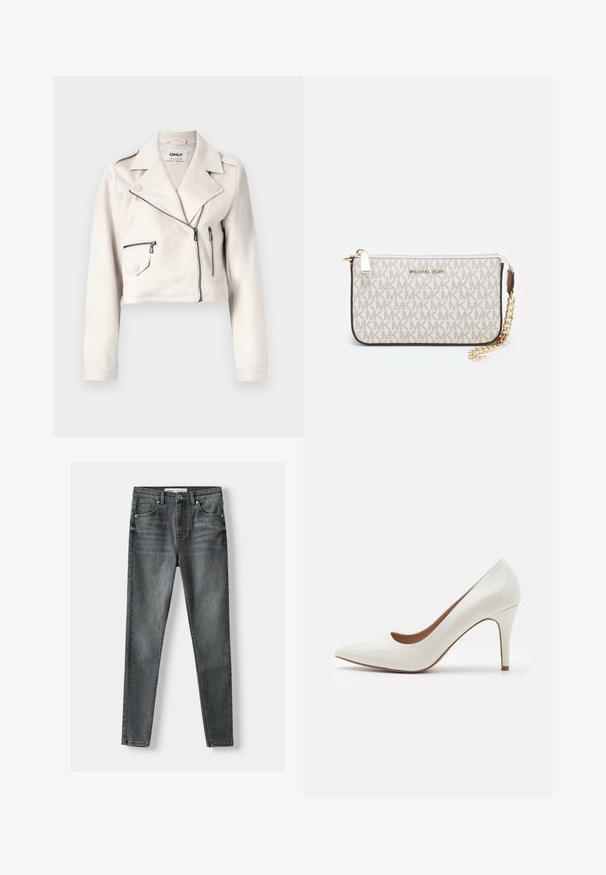 Giacca in suede beige chiaro, tagliata, con collo a scollatura, chiusura frontale con zip e due tasche con zip. Presenta una superficie liscia e accessori in metallo argentato.; Due sciarpe a tubo senza soluzione di continuità: una nera e una bianca. Entrambe sono realizzate in tessuto morbido e elastico e presentano una texture liscia senza motivi.; Jeans in denim grigio scuro con design slim-fit, cinque tasche, chiusura frontale con bottone e dettagli di sfumatura leggeri.; Scarpa con tacco alto in pelle verniciata bianca, con punta affilata e superficie liscia, caratterizzata da un tacco sottile e un'apertura bassa.; Wristlet Michael Kors in tela rivestita beige con motivo a logo MK ripetuto, hardware dorato e tracolla a catena staccabile.