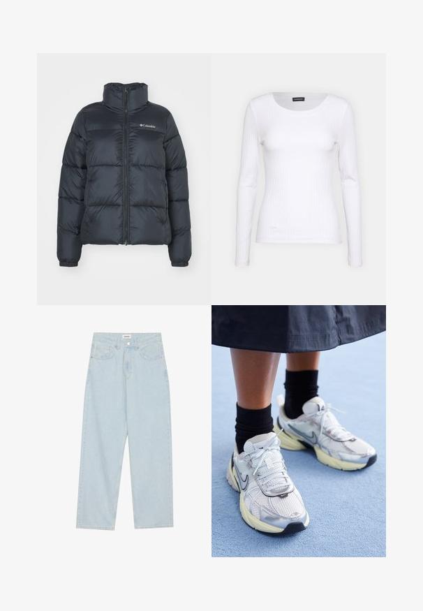 Giacca puffer nera con colletto alto, chiusura frontale con zip e polsini elasticizzati. Presenta sezioni trapuntate orizzontali e un logo sul petto.; Top a maniche lunghe bianco con collo rotondo. Realizzato in un tessuto elasticizzato che si adatta al corpo. Presenta delle sottili righe orizzontali.; Jeans azzurri a gamba larga in denim, con vita media, cinque tasche e chiusura con bottone accompagnata da un sottile accento metallico.; Nike sneakers bianchi e argento con tessuto in rete, dettagli riflettenti e suola beige. Indossati con calze nere, in piedi su una superficie blu.