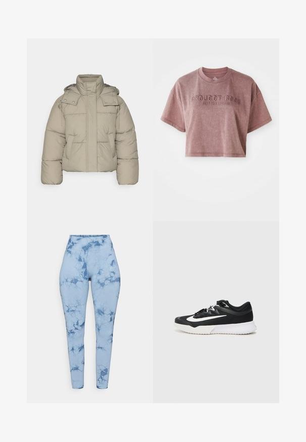 Bēšas polsterēta jaka ar augstu apkakli, noņemamu kapuci un priekšējām kabatām. Strukturēta auduma ar redzamu šuvēm un metāla spiežamajiem poga detaļām.; Īsināts, īsām piedurknēm T-krekls putekļu rozā krāsā, izgatavots no mīksta auduma. Priekšpusē ir izcilas uzraksts "PROJECT ROCK" un "STOP FOR NOTHING".; Zilu marmora raksts legingi ar augstu jostasvietu, izgatavoti no elastīga auduma ar gludu tekstūru un pieguļošu dizainu.; Melns sporta apavs ar baltām akcentiem, ar teksturētu virsu, apaļu purngalu, plakaniem šņorēm un biezu baltu gumijas zoli.