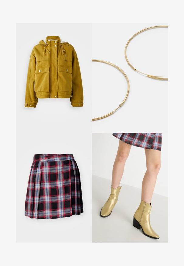 Gele, gewatteerde jas van stevige stof. Bevat twee grote voorzakken, trekkoorden en drukkers. Zachte binnenvoering.; Zwarte trui met een ronde hals, versierd met pailletten van kersticonen: een boom, versieringen, peperkoek en sneeuwvlokken.; Zwarte geruite rok met rode, blauwe en grijze checks, met plooien en een platte tailleband voor een gestructureerde pasvorm. Zachte stoftextuur.; Gouden metallic enkellaarzen met puntige neuzen, ritsluiting en een blokhak. Gladde structuur met gestikte accenten en een klassieke vorm.; Gouden oorringen, dun en rond van vorm, met een gladde metallic afwerking en zonder versieringen of patronen.