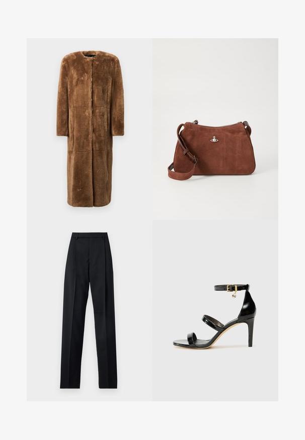 Brązowy płaszcz z sztucznego futra, do kolan, o prostym kroju, okrągłym dekolcie, długich rękawach i bezszwowych panelach o miękkim, teksturowanym wykończeniu.; Beżowy sweter z prążkowanej dzianiny z głębokim dekoltem w serek, długimi rękawami i teksturowanym panelem na klatce piersiowej. Krótka długość i luźny krój.; Czarne spodnie wykonane z gładkiego materiału, z wysokim stanem, szerokimi nogawkami, fałdami z przodu i klasycznymi szlufkami na pasek. Brak widocznych kieszeni bocznych.; Czarne lakierowane sandały na paski z trzema paskami, zapięciem na kostce i 10-centymetrowym obcasem w szpilce. Zawierają złote detale oraz zawieszkę z logo.; Brązowa torebka z zamszu z zamknięciem na zamek, regulowanym paskiem na ramię i srebrnymi akcentami, o subtelnej teksturze.