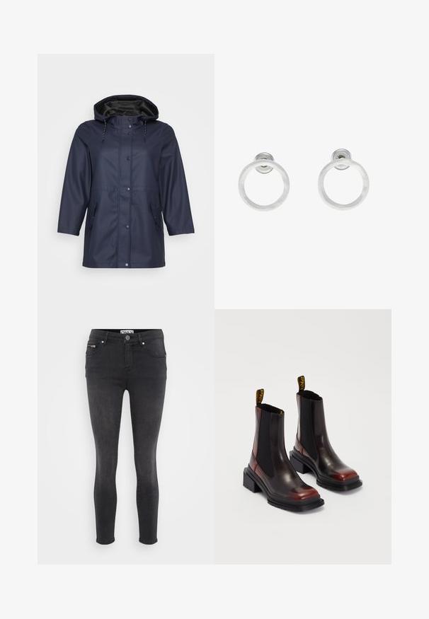 Námornícky vodotesný dažďový plášť s kapucňou, ktorý má zips a gombíky a dve bočné vrecká, zobrazený na svetlom pozadí.; Even&Odd Petite 2 PACK - Top - light grey/black; Čierne skinny džínsy z denimu. Obsahujú predné zapínanie na gombík a zipsovú kapsu v páse. Hladká štruktúra s minimálnym vyblednutím.; Dr. Martens MAYBOLE CHELSEA - Členkové čižmy na platforme - black/cherry red; Strieborné kovové náušnice vo forme kruhov s brúsenou textúrou, so zaobleným dizajnom a priehľadným zarážkou pre bezpečné nosenie.