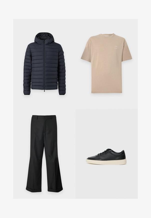 Sötét tengerészkék pufferdzseki, vízszintes steppelt részekkel, kapucnival, elülső cipzáras záródással és cipzáras mellzsebbel.; Beige színű, pamut rövid ujjú póló, kerek nyakkivágással. Az upper left melletti részen diszkrét, nyomott márkanevével rendelkezik. Sima tapintású.; Fekete, bő szárú nadrág gombos derékkal és felhajtott szegélyekkel, sima fehér háttér előtt bemutatva.; Fekete, alacsony szárú bőrsneaker fekete fűzőkkel és törtfehér talppal, oldalnézetben, fehér háttér előtt.