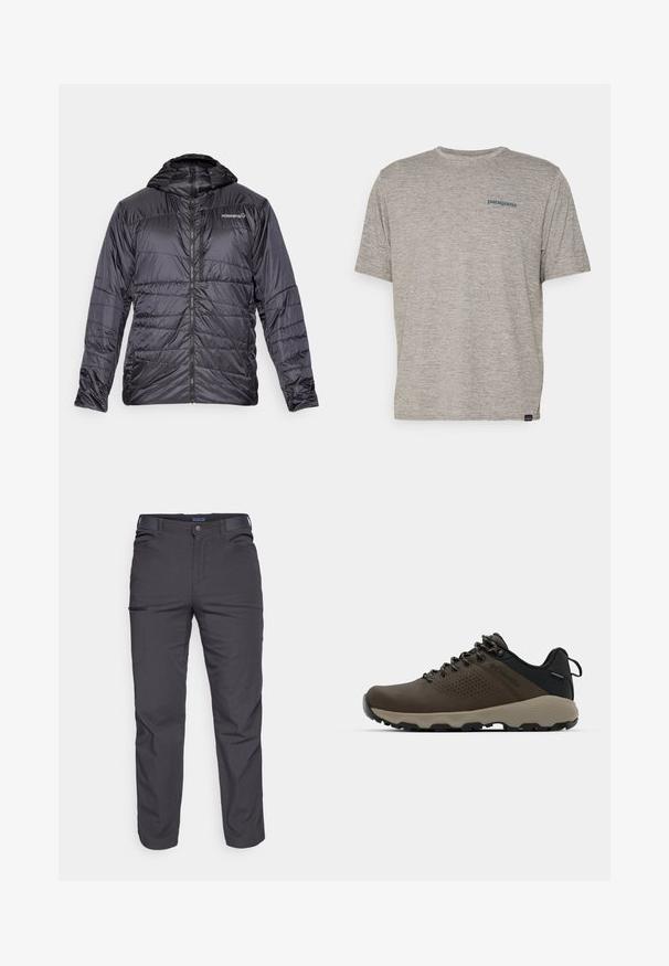 Norrøna FALKETIND THERMO40 HOOD - Téli dzseki - caviar; Szürke, rövid ujjú póló, puha, textúrált anyagból, bal mellkason egy kicsi kék Patagonia logóval. Nincsenek egyéb minták.; Sötétszürke nadrág tartós anyagból, zipzáros zsebbel, egyenes szabású és övhurkokkal az állítható illeszkedéshez.; Barna vízálló sportcipők texturált felsőrésszel, perforált díszítésekkel, fekete saroktámasszal és szürke gumi talppal. A cipőfűzők fém végződésekkel vannak ellátva.