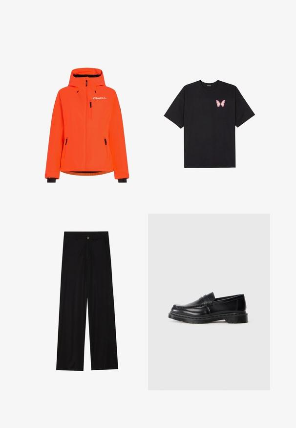 Svetlo oranžna vodoodporna jakna s kapuco, dvema žepoma na zadrgo spredaj in črnimi dodatki na manšetah in robu. Na prsih je logotip O'NEILL.; Črna bombažna majica s kratkimi rokavi, ki ima majhen roza metuljček na levi strani prsnega dela. Majica s krožnim ovratnikom in sproščenim krojem.; Široke črne hlače iz gladkega materiala, ki imajo sprednje žepe in gumbno zapiranje v pasu. Minimalistična zasnova brez vzorcev.; Moške črne usnjene penny loafer čevlje z debelim podplatom in moc toe šivi, prikazane v profilu na beli podlagi.