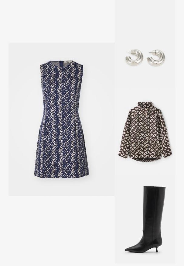 Patroonjas in bruin en crèmekleur met een geometrisch ontwerp, hoge kraag, parelachtige knopen en een ceintuur met een metalen ring.; Mouwloze jurk van navy stof met een roomkleurig zigzagpatroon, voorzien van een ronde halslijn en een ritssluiting aan de achterkant. A-lijn silhouet.; Stuart Weitzman BOOT - Laarzen - black; Zilverkleurige hoepeloorbellen met een glad, gebogen ontwerp en een gestructureerd oppervlak, met een stud voor bevestiging.