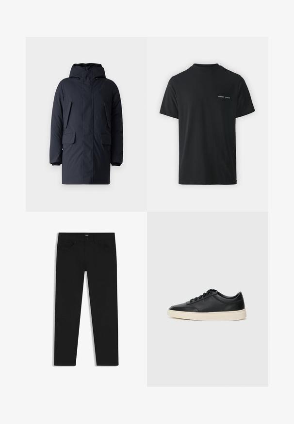 Marineblaue Steppjacke mit Kapuze, zwei vorderen Klappentaschen, Reißverschlüssen und gerippten Bündchen; aus einem glatten, strapazierfähigen Stoff gefertigt.; Schwarzes Baumwoll-T-Shirt mit klassischem Rundhalsausschnitt, kurzen Ärmeln und zwei kleinen weißen "SAMSØE"-Logos auf der linken Brust.; Schwarze Denim-Hosen mit geradem Schnitt, ausgestattet mit einem Standardbund, fünf Taschen und einem Knopfverschluss. Angenehme, glatte Textur.; Schwarzer niedriger Ledersneaker mit schwarzen Schnürsenkeln und cremefarbenem Sohlenrand, seitlich auf weißem Hintergrund dargestellt.