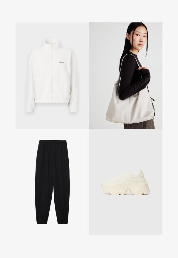Biała polarowa kurtka zapinana na zamek błyskawiczny z wysokim kołnierzem, posiadająca gładką teksturę i haftowane logo po lewej stronie klatki piersiowej. Lekka i o luźnym kroju.; Skórzany pulower w kolorze kremowym, z wysokim kołnierzem, półzamkiem, elastycznym wykończeniem u dołu i mankietami, o gładkiej teksturze i minimalistycznym designie.; Czarne, lekkie spodnie z elastycznym pasem i ściągaczami na kostkach. Materiał jest gładki i ma luźny, zwężany krój.; Podeszwa chunky białych sneakersów wykonana z teksturowanej siateczki i materiałów syntetycznych, z grubą podeszwą i skomplikowanymi detalami wzoru po bokach.; Beżowa torebka wykonana z miękkiego materiału, charakteryzująca się luźnym fasonem, wyszywanymi detalami i dwoma uchwytami na ramię. Idealna na co dzień.