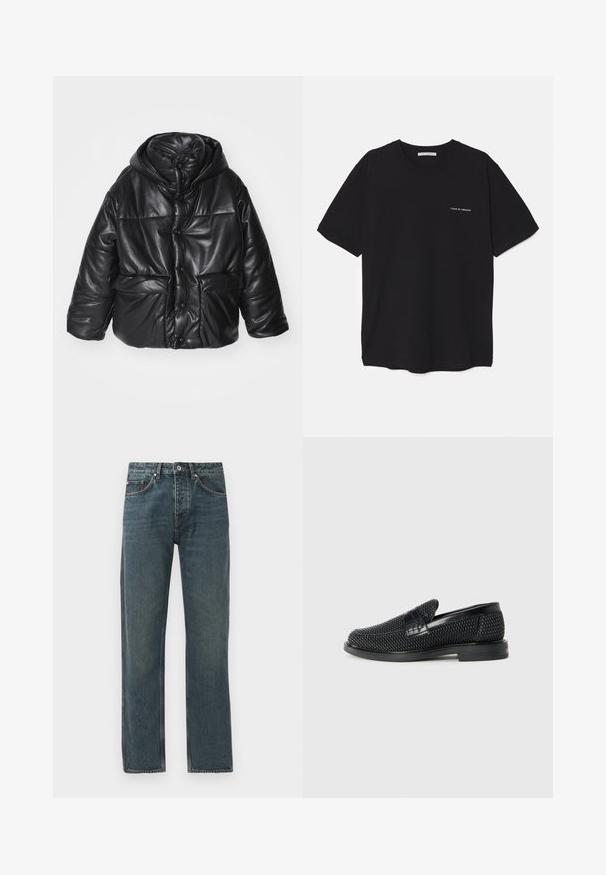 Crna podstavljena jakna od umjetne kože s kapuljačom, s kopčama na dugmad, dva prednja džepa i sjajnom teksturom.; Crna pamučna majica s okruglim izrezom, kratkim rukavima i bijelim logotipom otisnutim na lijevoj strani prsnog koša. Jednostavan dizajn u jednoj boji.; Tamno plave traperice s ravnim nogavicama, koje imaju pet džepova, zatvaranje na dugme i kontrastne šavove.; Crne pletene cipele bez pertli s glatkim kožnim naglaskom na gornjem dijelu, s dizajnom okruglog nosa i niskoprofilnom gumenom đonom.