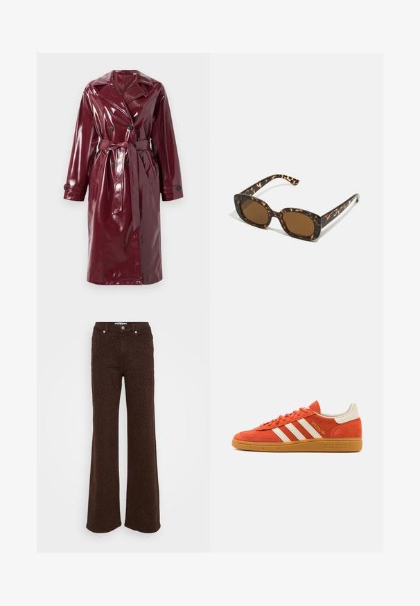 Trench coat brilhante em bordeaux, de dupla face, com lapelas largas, cintura cintada, bolsos laterais e punhos abotoados.; Sweater listrado em vermelho e branco, com mangas longas, gola redonda e bainha canelada. Apresenta um pequeno logo azul no peito.; Calças de flare castanhas com um padrão de leopardo preto, apresentando um design clássico de cinco bolsos e hardware prateado. Feitas de tecido de denim.; Sapatilhas de camurça laranja com detalhes em pele branca, apresentando três riscas brancas e uma sola de borracha de côco. Logótipo "Spezial" na lingueta.; Óculos de sol tartaruga com uma armação redonda e robusta e lentes castanhas. Apresenta padrões subtis e hastes direitas e afinadas.; Cachecol de seda azul marinho com uma ilustração de um cavaleiro a cavalo castanho, padrão decorativo de corda azul e texto "LEVI'S USADO POR TODOS OS COWBOYS" em vermelho.; Bolsa de jeito em camurça castanha com duas alças robustas, forma retangular e detalhe decorativo em tiras na frente.