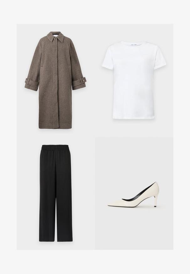 Brauner Hahnentrittmantel mit Kragen, Knopfverschluss und weiten Ärmeln. Verfügt über eine A-Linien-Silhouette und strukturierte Stoffqualität.; Weißes T-Shirt mit kurzen Ärmeln aus Baumwolle und Rundhalsausschnitt. Glatte Textur und gerader Schnitt, keine Muster oder Akzente.; Schwarze weit geschnittene Hose mit elastischem Bund, aus einem glatten, leichten Stoff gefertigt. Hat einen geraden Schnitt und keine sichtbaren Muster.; Weiße Lackleder-Pump mit hohen Absätzen, spitzem Zehenbereich, schlankem Absatz und schwarzer Innenausstattung. Glatte Textur und elegantes Design.