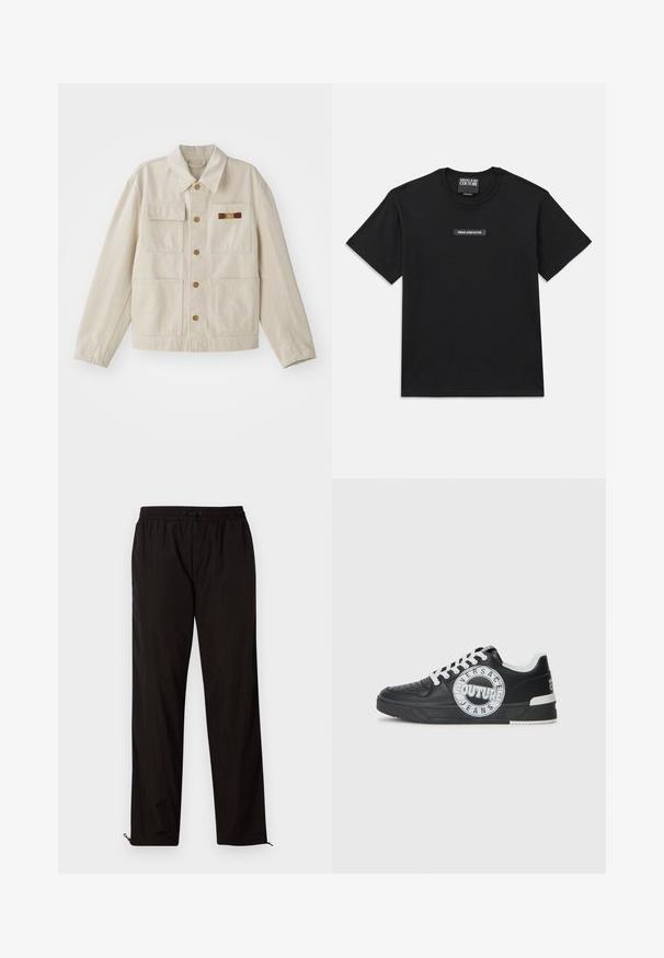 Beige skjorta med knappar och fyra framfickor, långa ärmar, och en liten brun och guld dekorativ spänne på den högra bröstfickan.; Svart t-shirt med kort ärm i bomull. Har en rektangulär logotagg på bröstet med "VERSACE JEANS COUTURE" i vit text.; Svarta lätta byxor med elastisk midja, snörning och dragkedja vid bensluten för justerbar passform. Slät och elegant yta.; Svart lädersneakers med vita accenter, rund logodetalj, perforerad tå och kontrasterande sula. Har vita snören och varumärkeslogotyp.