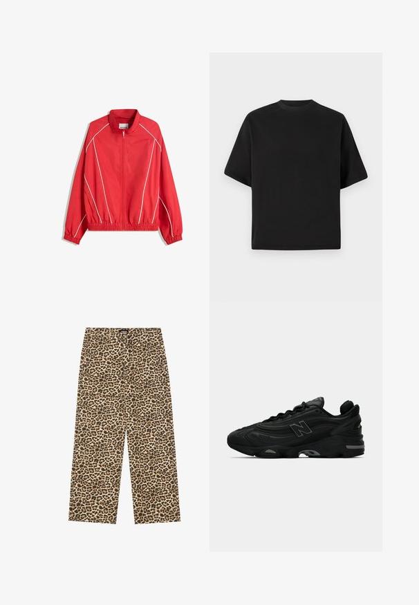 Crvena lagana jakna s visokim ovratnikom, punim patentnim zatvaračem, elastičnim manžetama i rubom, s bijelim detaljima duž bokova.; Crna majica kratkih rukava u slobodnom kroju, izrađena od glatkog pamuka, s okruglim izrezom i minimalističkim dizajnom.; YOURTURN UNISEX - Traperice opuštenog kroja - beige/black; Crne atletske tenisice s teksturiranim gornjim dijelom, koje imaju istaknuti logo, debeli potplat i suptilne sive naglaske duž dizajna.
