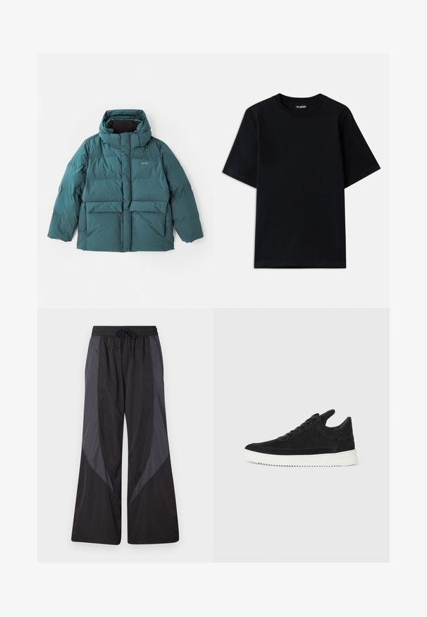 Holzweiler DOVRE JACKET - Untuvatakki - dark green; Musta puuvillapaita, jossa on pyöreä kaula-aukko ja lyhyet hihat. Vasen rintatasku on koristeltu hillityllä logopistolla. Tasainen ja sileä pinta.; Han Kjøbenhavn PANELLED TRACK TROUSERS - Verryttelyhousut - anthracite black; Mustat mokkasiinikenkiä valkoisella kumipohjalla, jossa on sävy sävyyn ompelu ja nauhakiinnitys. Sujuva pinta ja moderni, virtaviivainen muoto.