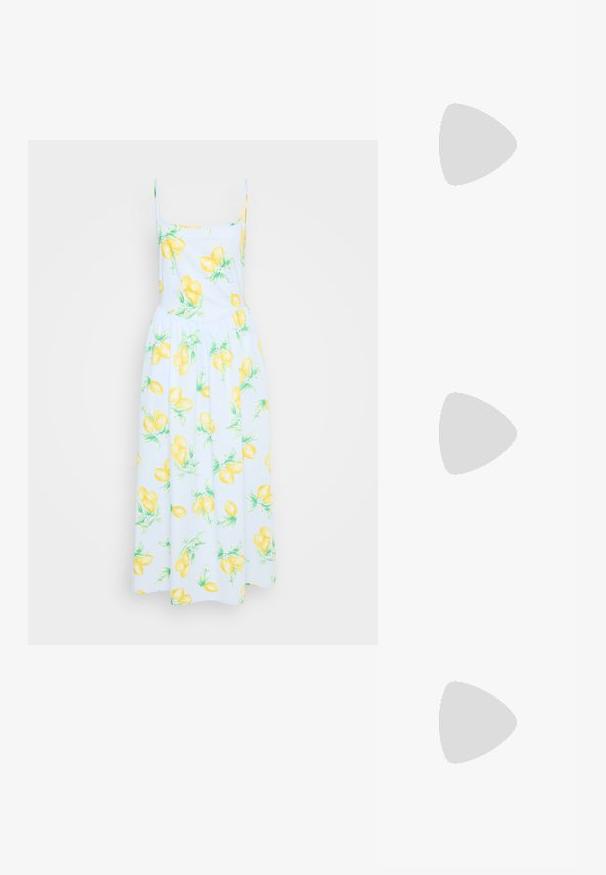 Svijetloplava polo majica od pamuka, s kragnom, kratkim rukavima i izvezenim logom na lijevoj strani prsiju. Glatka tekstura.; Bela obleka z rumenim potiskom limon, tanke naramnice, oprijet zgornji del in leteči krilo. Bombažni material z zelenimi listnatimi poudarki po celotni obleki.; Sandal v slogu z odprtim peto v beli usnjeni obvali z več širokimi trakovi in srebrnimi zaponkami; ravni podplat z majhno črno peto in kovinskimi detajli.; Črne velike sončne očala z geometrijskim dizajnom, pravokotnimi lečami in sijočo površino. Brez vidne blagovne znamke spredaj.; Rumena pletena torbica za ključe z zapiralom, odstranljivim zapestnim trakom in zlatim verižnim poudarkom. Gladka tekstura in pravokotna oblika.; Srebrna obročasta uhana s polirano površino, ki vključuje majhne zlate poudarke in okroglo obliko, nošena na ušesnem lobu.