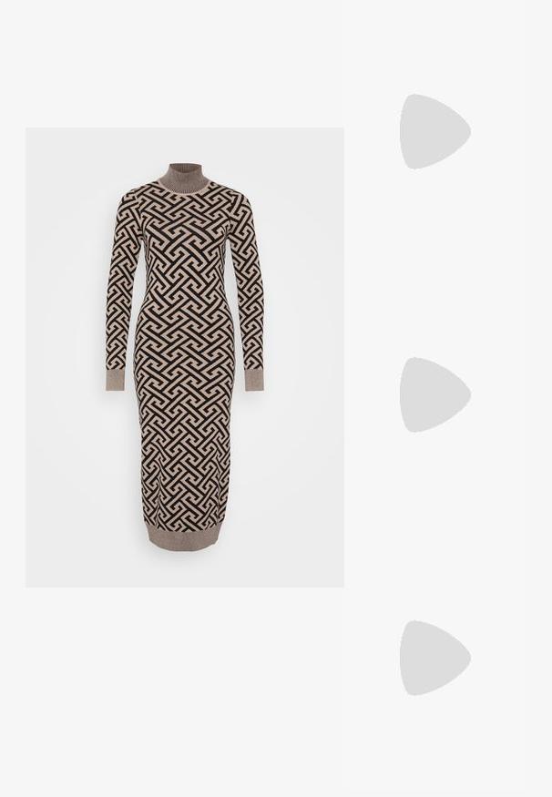 Čierny bezrukávový top s hlbokým výstrihom do V, s ruffles na okrajoch a s uviazaním na leme. Textúrovaná látka s jemným vzorom.; Dlhé, priliehavé šaty v béžovej a čiernej geometrickej vzore, s rebrovaným rolákom a manžetami, vyrobené z pletenej textúrovanej tkaniny.; Čierne sandále na vysokom podpätku so štvorcovou špičkou a nízkym blokovým podpätkom. Obsahujú viacero tenkých popruhov a nastaviteľný členkový popruh. Vyrobené z hladkej kože.; Čierna kožená crossbody taška s hladkou textúrou, obdĺžnikovým tvarom a kovovým reťazovým detailom na prednej strane. Súčasťou je nastaviteľný popruh.; Strieborný prsteň s dvojitým pásikom s hladkým, lesklým povrchom. Má plynulý, zakrivený dizajn s prekryvajúcimi sa časťami pre moderný vzhľad.