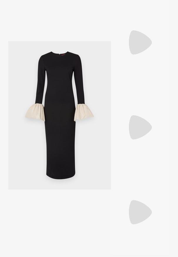 Čierny top s halter krkom vyrobený z jemnej, splývavej látky. Má viazanie na krku a hladký, lesklý povrch. Jednoduchý dizajn bez vzorov.; Čierne šaty s dlhými rukávmi a krémovými rozšírenými manžetami. Hladký, priliehavý strih s okrúhlym výstrihom a zipsom na chrbte.; Čierne kožené baleríny s okrúhlou špičkou, hladkým povrchom, minimálnym prešívaním a flexibilným dizajnom podrážky.; Nanushka JEN - Kabelka - black