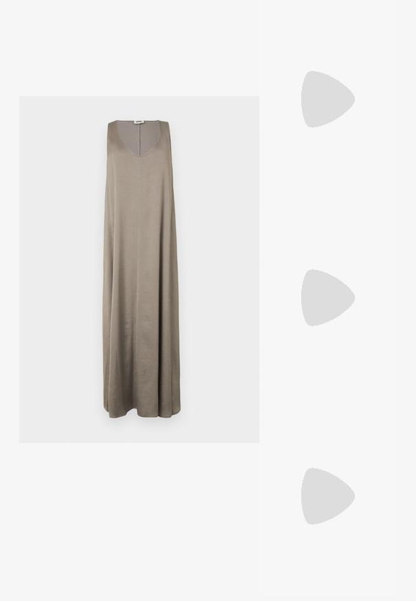 DRYKORN CENLA - Dnevna obleka - brown; Črne čevlje s koničastimi nosovi in slingback obliko z nizko peto, izdelane iz gladke usnjene materiale ter s črtasto zasnovo na strani za prezračevanje.; Črna torbica z dvema kratkima ročajema in odstranljivim naramnim trakom. Gladek usnju podoben material z zadrgo in podrobnostmi z logotipom.; Srebrni uhani v obliki obroča z gladkim, ukrivljenim oblikovanjem. Imajo sijajno kovinsko površino in zapiranje na žebljiček. Brez vidnih vzorcev ali dodatkov.
