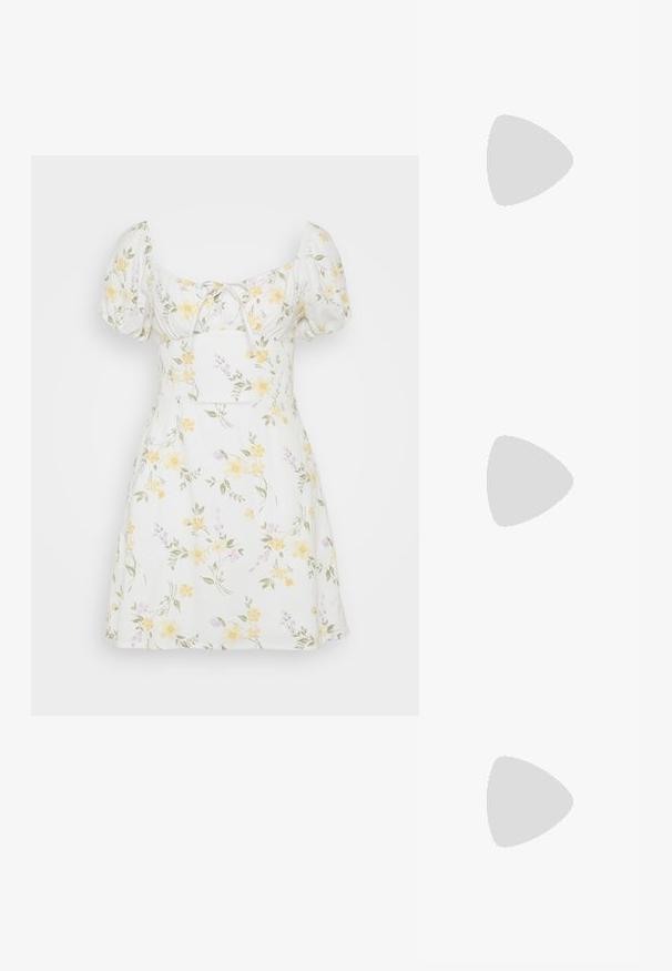 Bijela haljina s cvjetnim uzorcima u žutoj i ljubičastoj boji. Balonske rukave, uski korzet i detalj s vezanjem na izrezu.; Bijela slingback peta s oštrim vrhom, glatkim gornjim materijalom, niskom blok peta te dizajnom s bočnim izrezom i podešivom kopčom.; Ok Runde sunčane naočale s tamnim staklima i zlatnim okvirom. Model nosi svijetloplavi rebrasti kardigan s gumbima i kontrastnim bijelim rukavima.; Michael Kors novčanik na zapešću u bež premazanoj tkanini s ponavljajućim uzorkom MK loga, zlatnim hardverom i odvojivim lancem za nošenje.